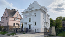 Bílá ikona: Historická vila Sadová
